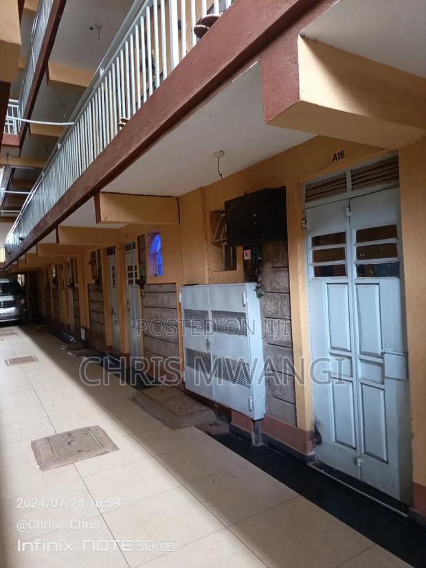 1bdrm Block of Flats in Kiunguro Street, Membley Estate for sale