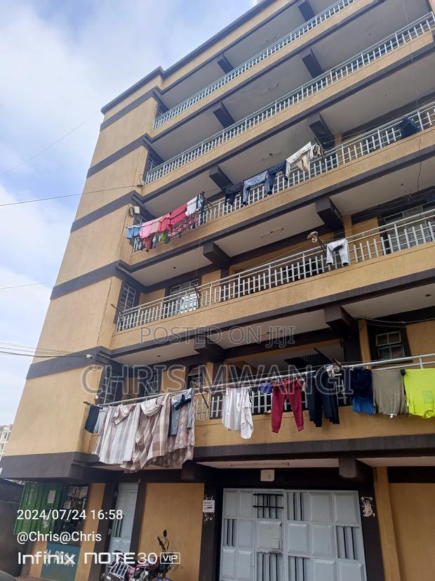 1bdrm Block of Flats in Kiunguro Street, Membley Estate for sale