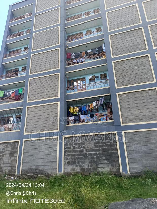 2bdrm Block of Flats in Kamakis Estate for sale