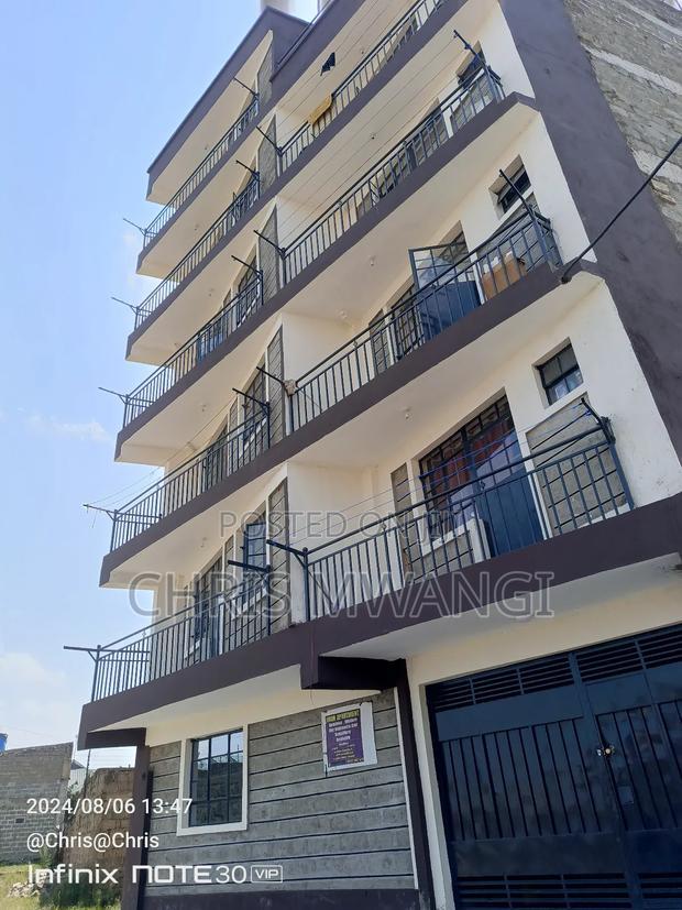 1bdrm Block of Flats in Kamakis Estate for sale