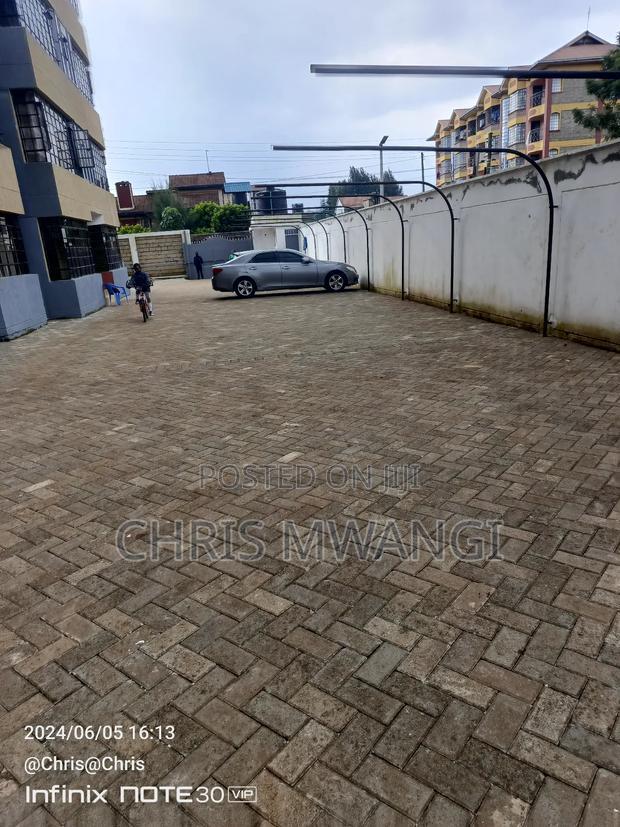 2bdrm Block of Flats in Kikuyu Estate, Kidfarmaco for sale