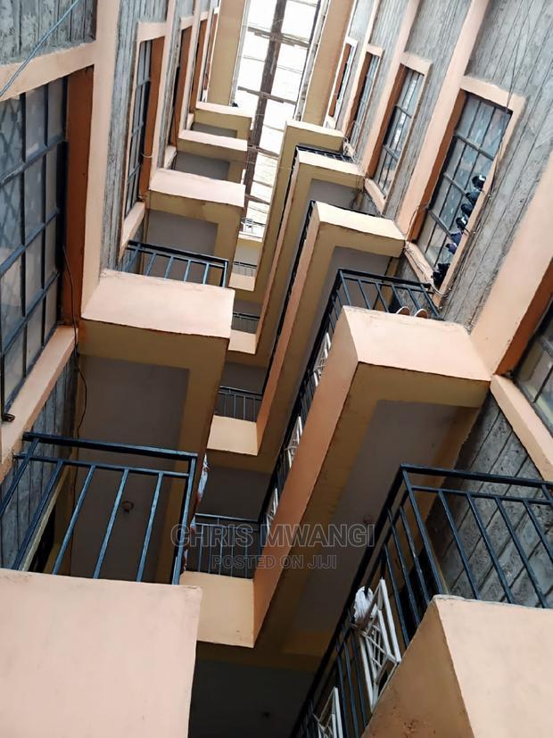 1bdrm Block of Flats in Huntets, Hunters Estate for Sale