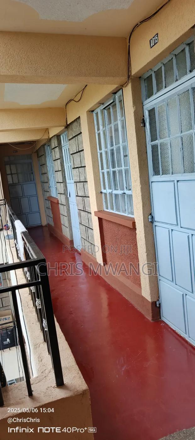 1bdrm Block of Flats in Season Estate, Kasarani for sale