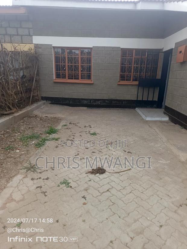 3bdrm Bungalow in Mlolongo Estate, Mombasa Road for sale