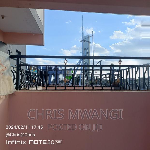 1bdrm Block of Flats in Season Estate for sale