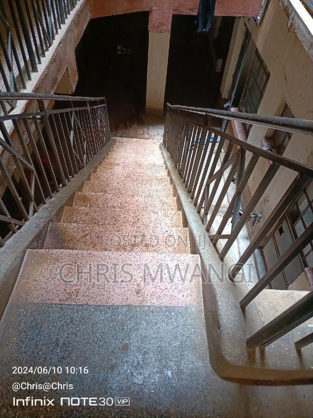 2bdrm Block of Flats in Kahawandani Estate for sale