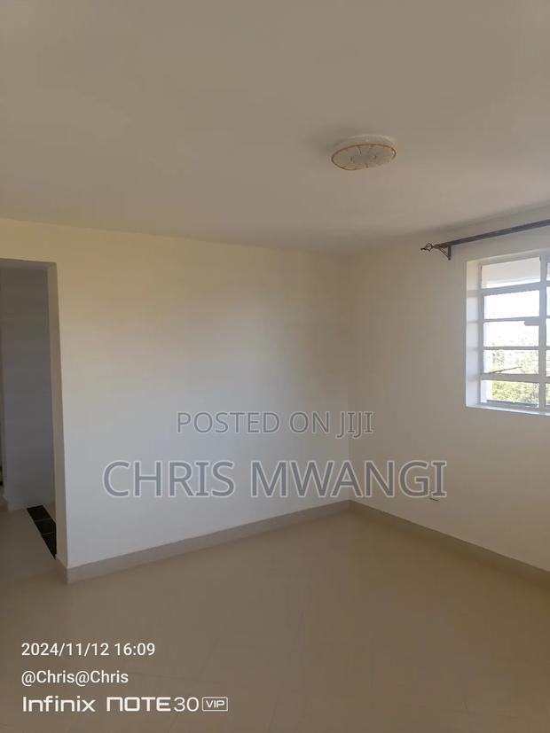 1bdrm Block of Flats in Season Kasarani, Seasons Estate for sale