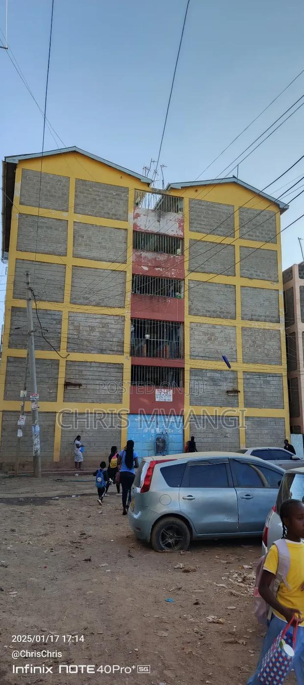 1bdrm Block of Flats in Zimmerman Street for sale
