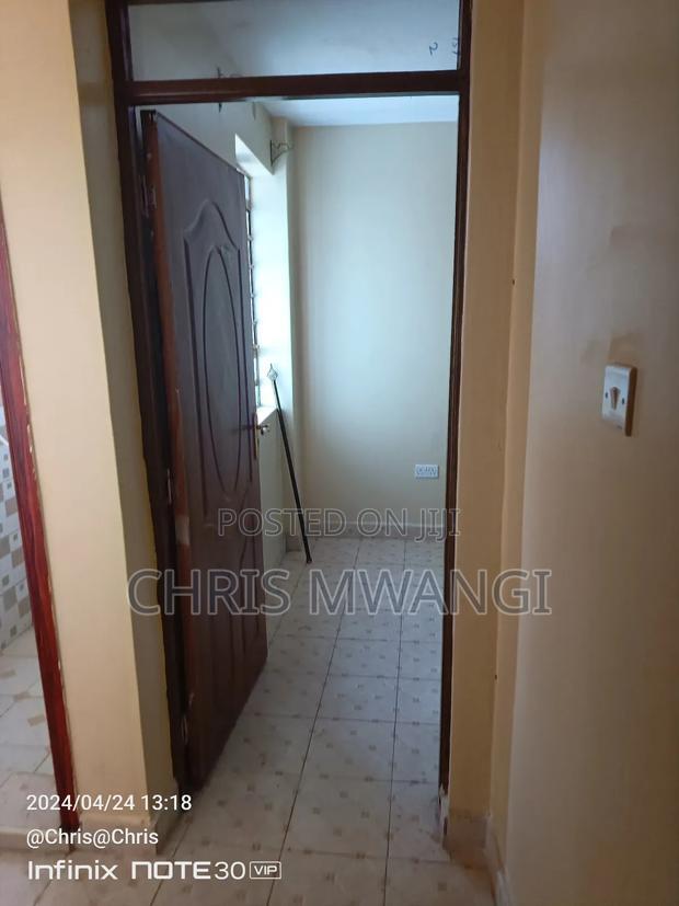 2bdrm Block of Flats in Kamakis Estate for sale