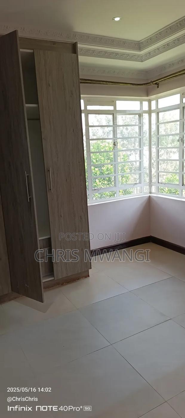 Furnished 5bdrm Block of Flats in Kenyatta Road Estate for sale