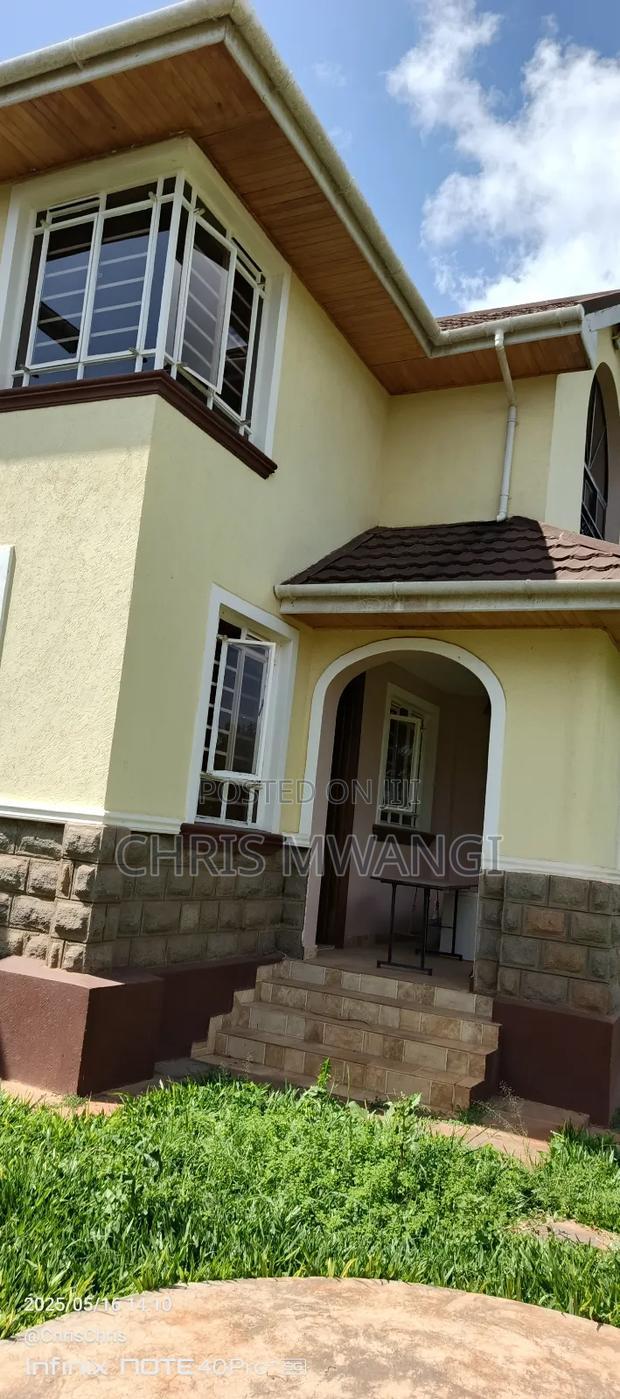 5bdrm Maisonette in Kenyatta Road Estate for sale