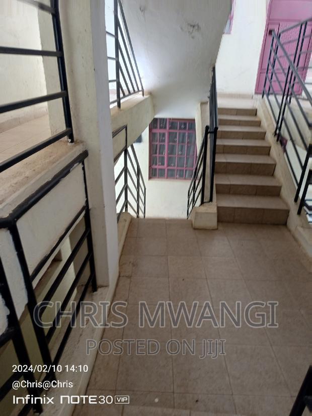2bdrm Block of Flats in Kamakis Estate for sale