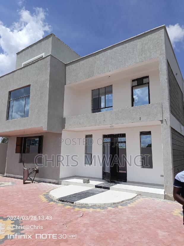 Furnished 4bdrm Maisonette in Joska Estate for sale
