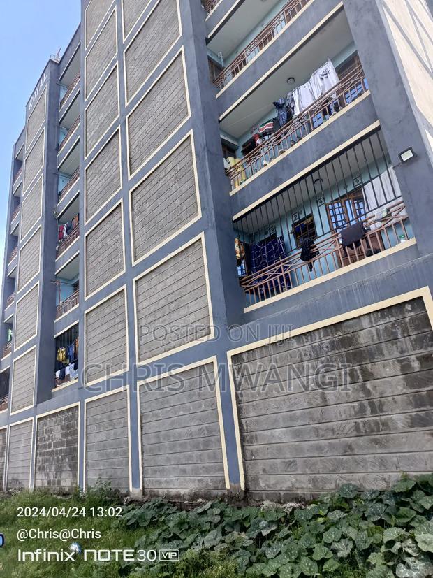 1bdrm Block of Flats in Kamakis Estate for sale