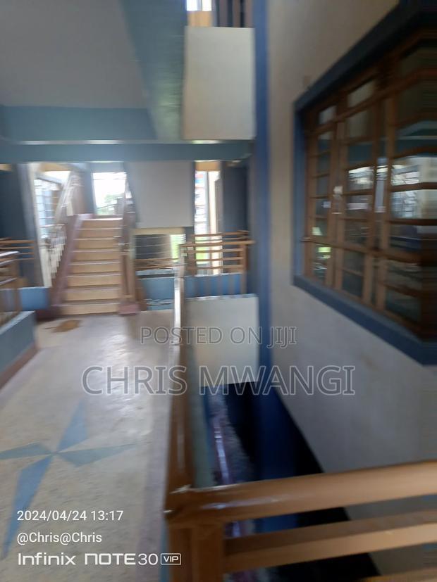 1bdrm Block of Flats in Kamakis Estate for sale