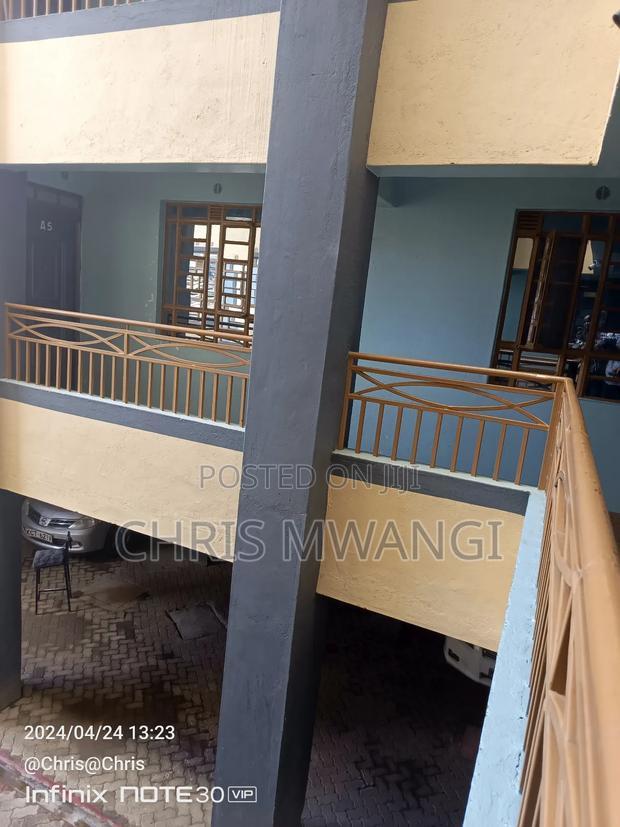 1bdrm Block of Flats in Kamakis Estate for sale