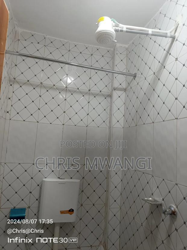2bdrm Block of Flats in Ruaka Estate for sale