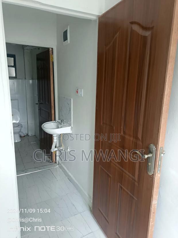 1bdrm Block of Flats in Kamakis Estate for sale