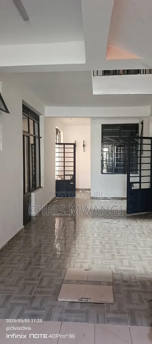 1bdrm Block of Flats in Ngoigwa Estate, Thika CBD for sale