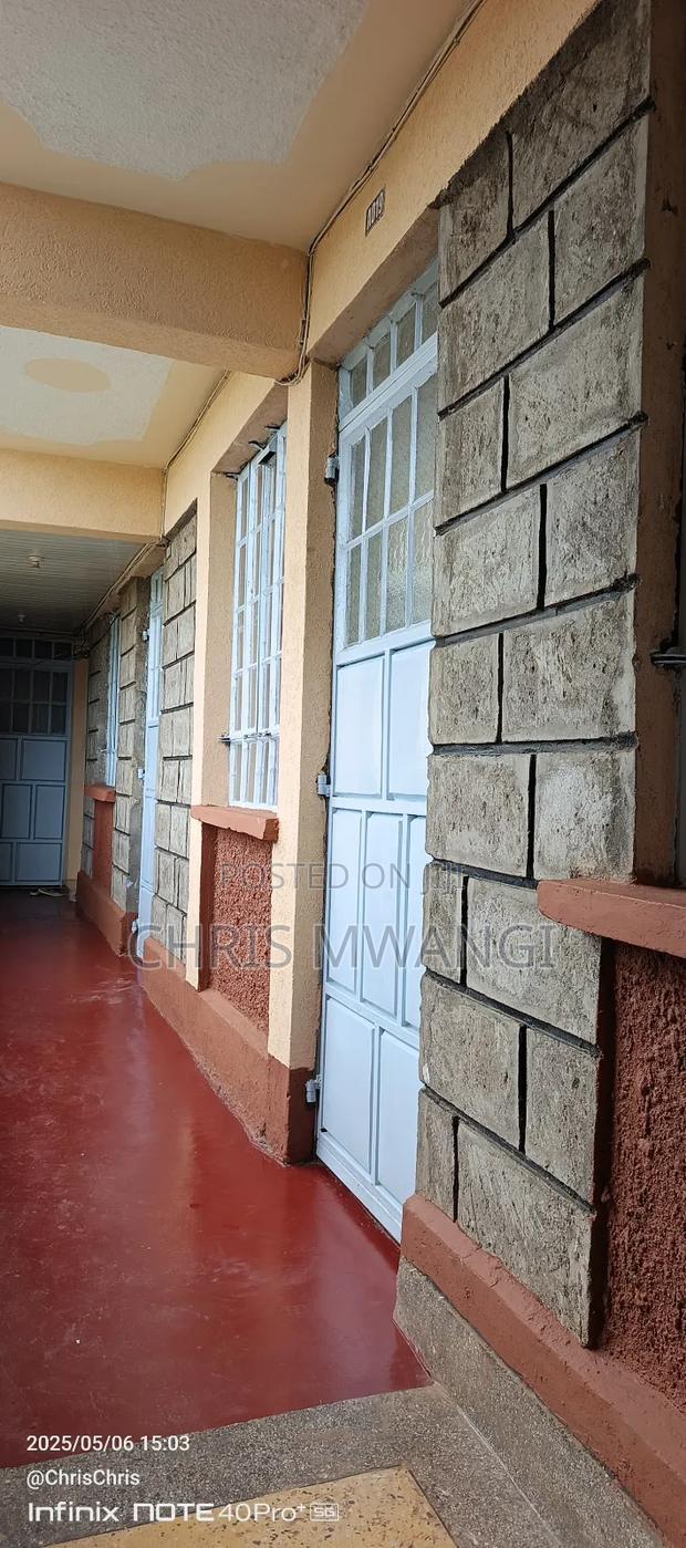 2bdrm Block of Flats in Season Street, Kasarani for sale