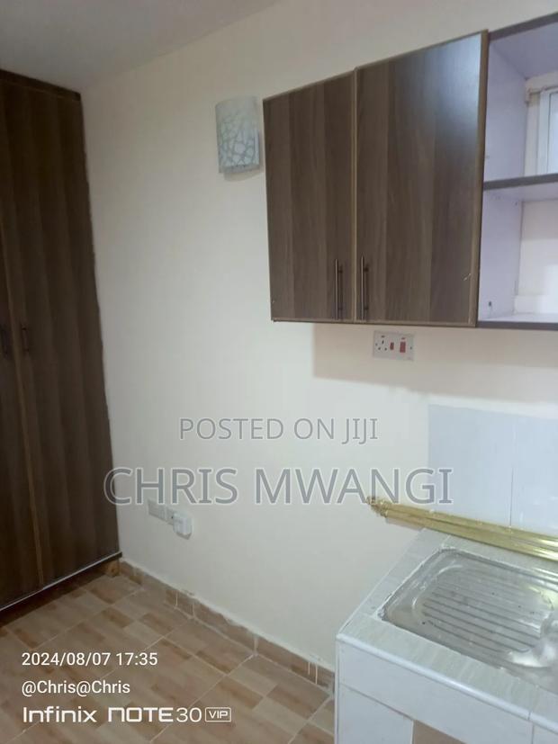 2bdrm Block of Flats in Ruaka Estate for sale