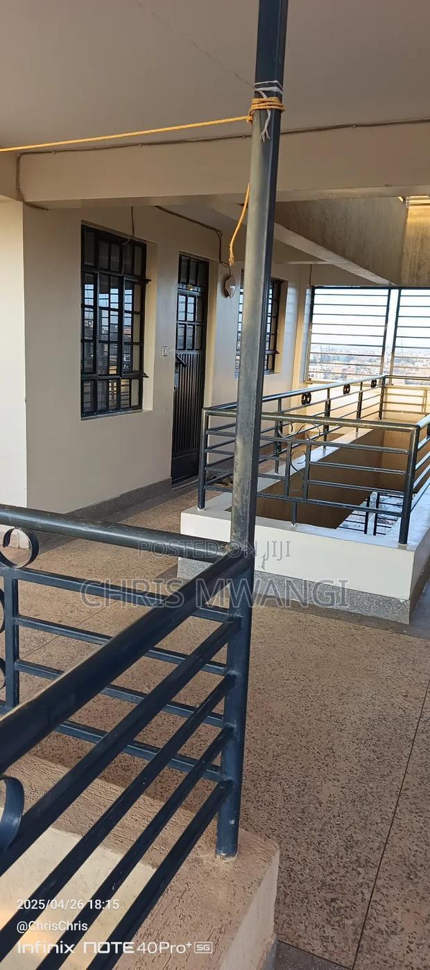 1bdrm Block of Flats in Zimmerman Estate for sale