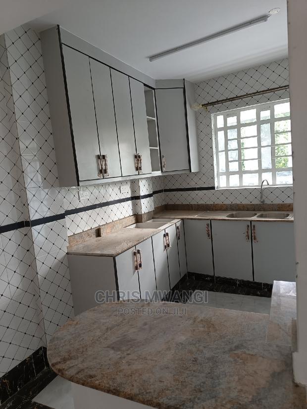 3bdrm Block of Flats in Muchatha Limuru Road, Ruaka for sale