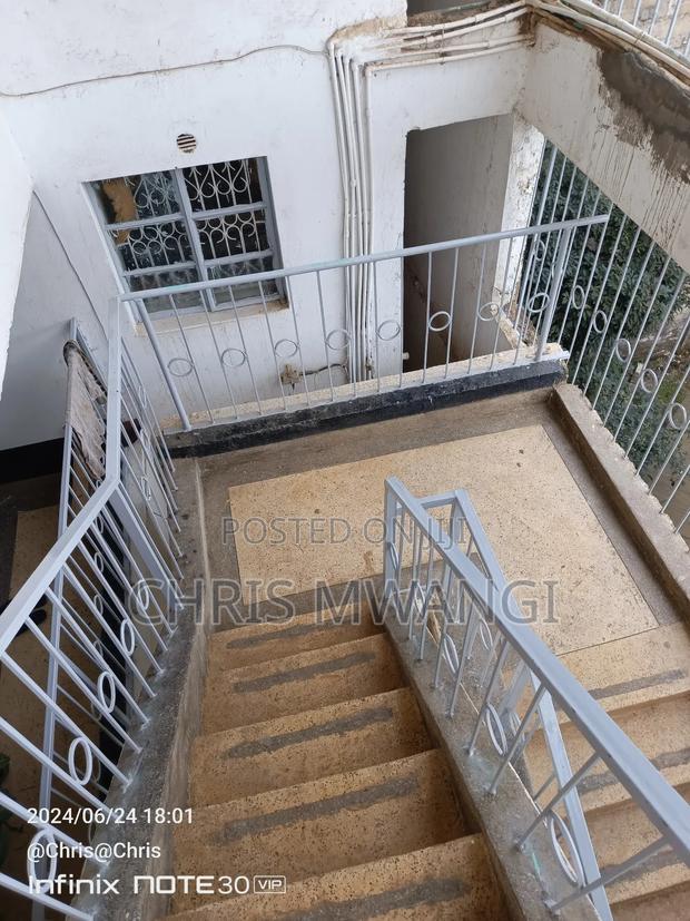 2bdrm Block of Flats in Ngumba Estate for sale