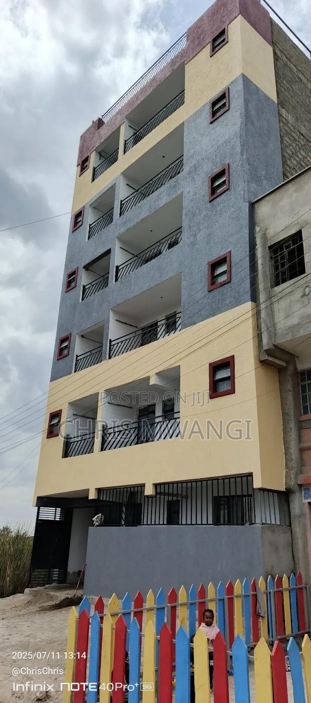 Furnished 2bdrm Block of Flats in Kamakis Street for sale