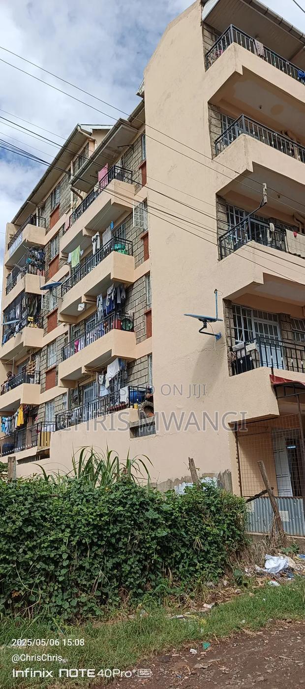 2bdrm Block of Flats in Season Street, Kasarani for sale