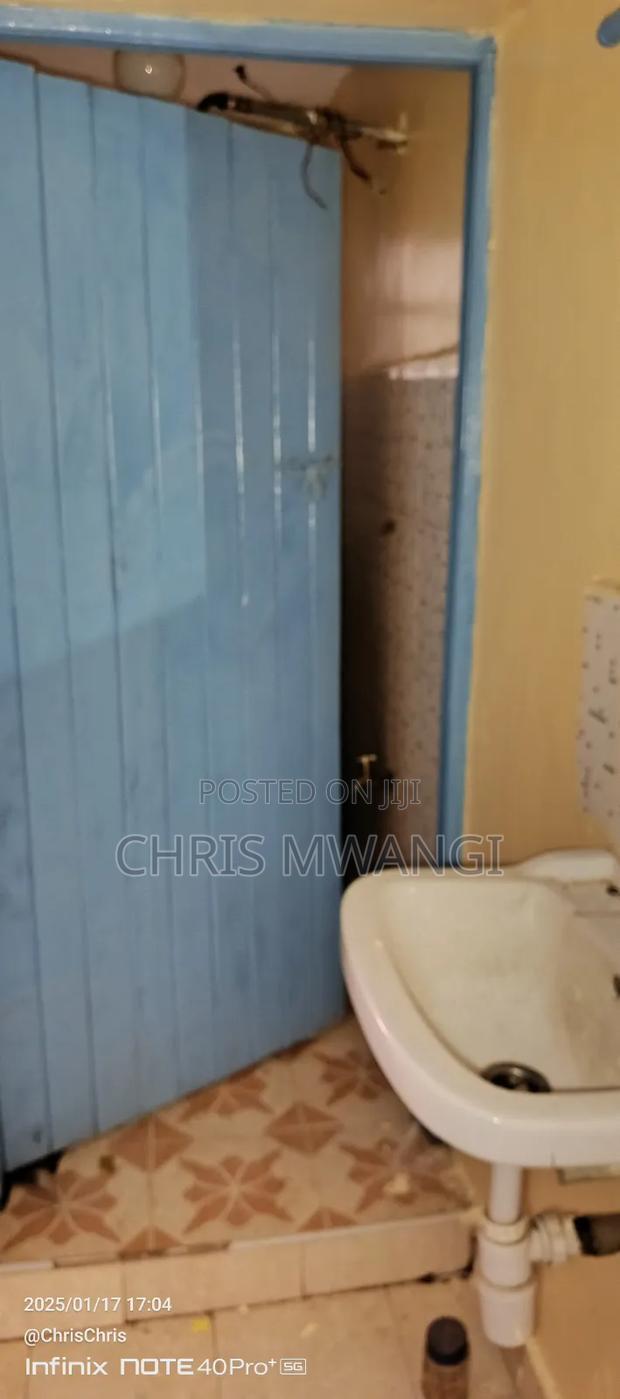 1bdrm Block of Flats in Zimmerman Base for sale