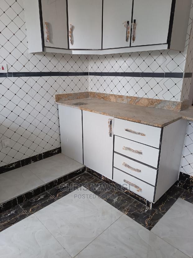 3bdrm Block of Flats in Muchatha Limuru Road, Ruaka for sale