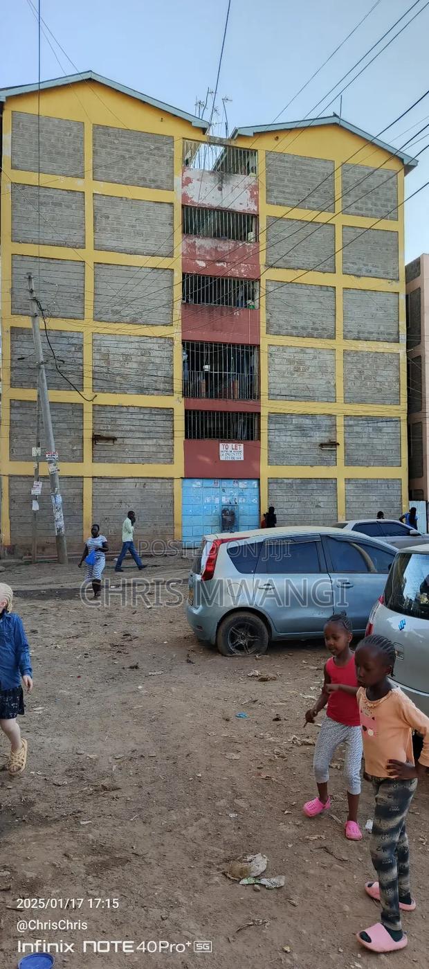 1bdrm Block of Flats in Zimmerman Estate for sale