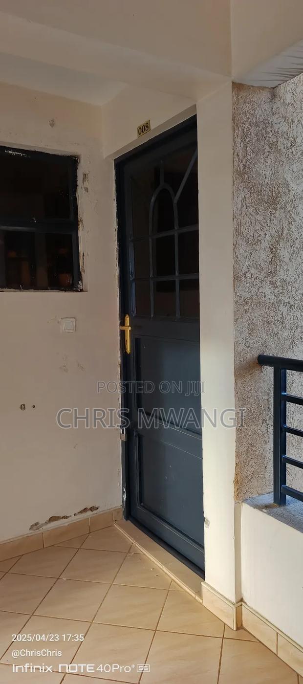1bdrm Block of Flats in Roysambu Estate for sale
