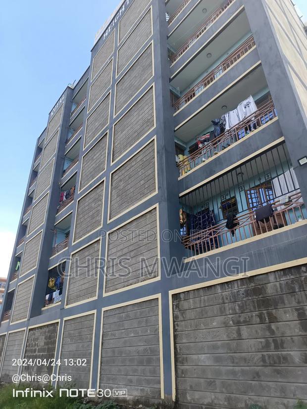 1bdrm Block of Flats in Kamakis Estate for sale