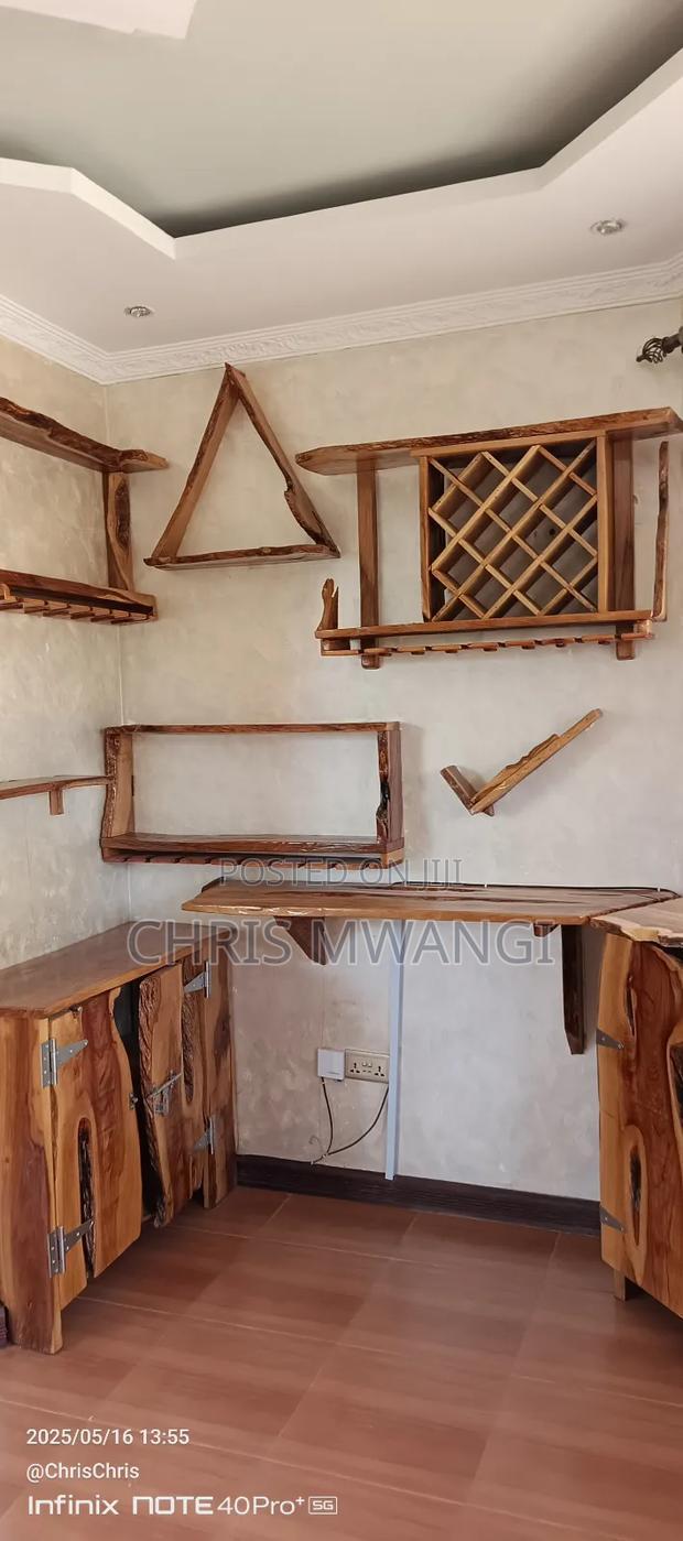 5bdrm Mansion in Kenyatta Road Theta for sale