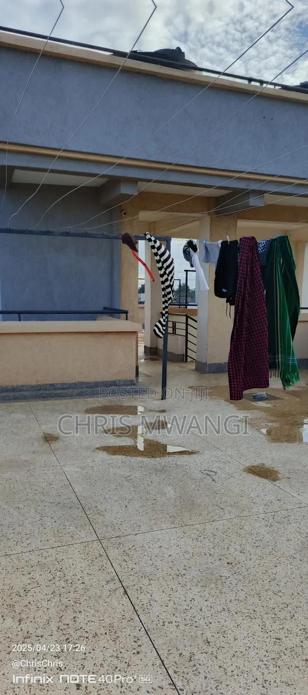 Furnished 1bdrm Block of Flats in Roysambu for sale