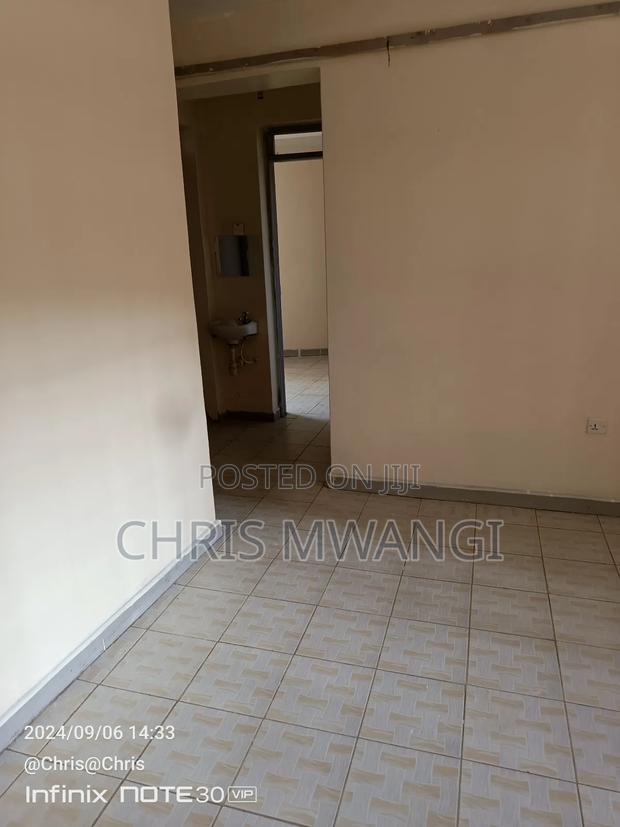1bdrm Block of Flats in Ngumba Estate for sale