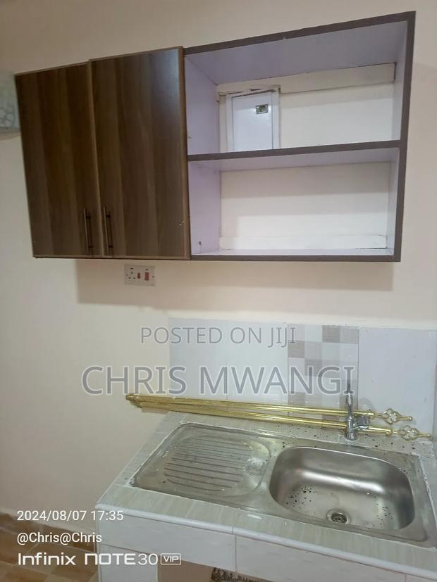 2bdrm Block of Flats in Ruaka Estate for sale