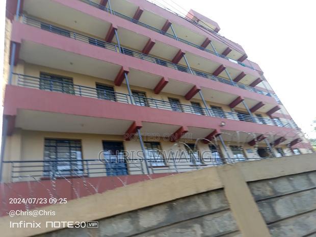 2bdrm Block of Flats in Ruaka Estate for sale