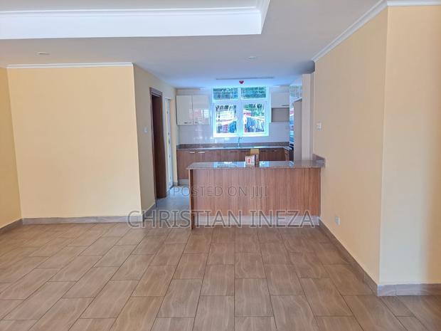3bdrm Apartment in Kilimani, Hurlingham for sale