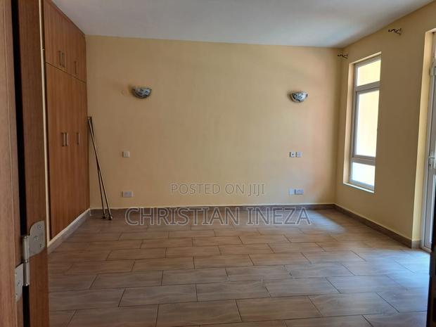 3bdrm Apartment in Kilimani, Hurlingham for sale