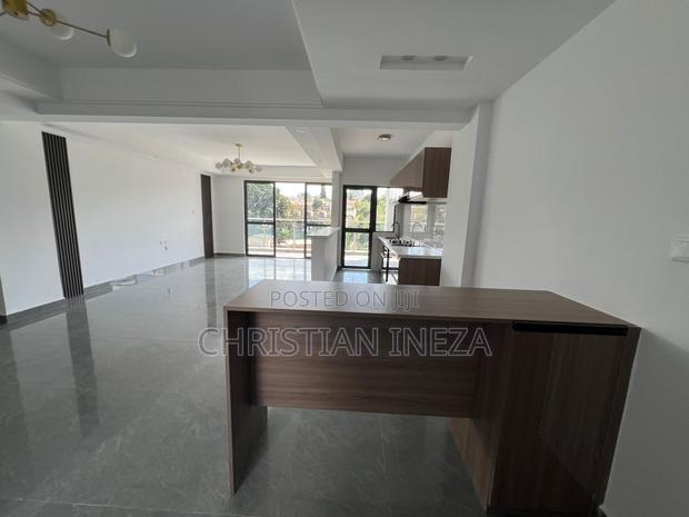 2bdrm Apartment in Riverside for rent
