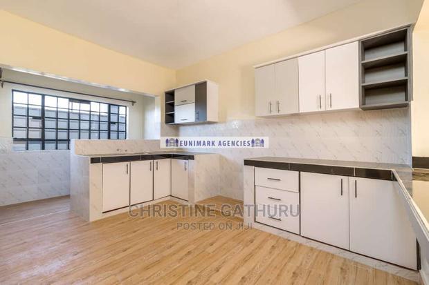 2 Bedroom House to Let in Rungiri