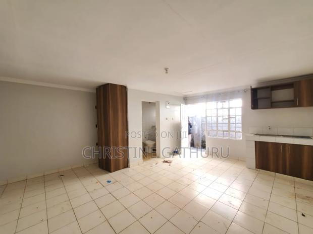 1bdrm Bedsitter in Uthiru for rent
