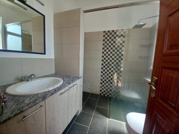 4bdrm Apartment in Riverside for rent