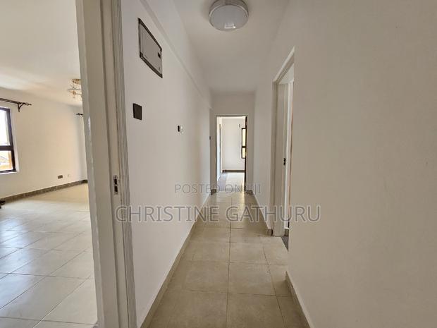 3bdrm Apartment in Uthiru for rent