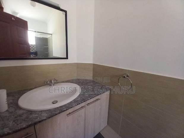 4bdrm Apartment in Riverside for rent