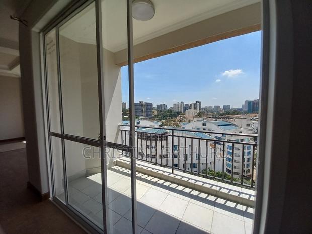 4bdrm Apartment in Riverside for rent