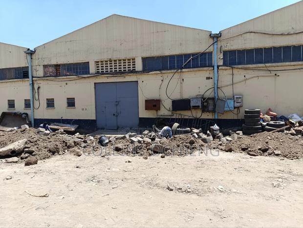 Warehouse(4,000sqft) to Let - City Stadium